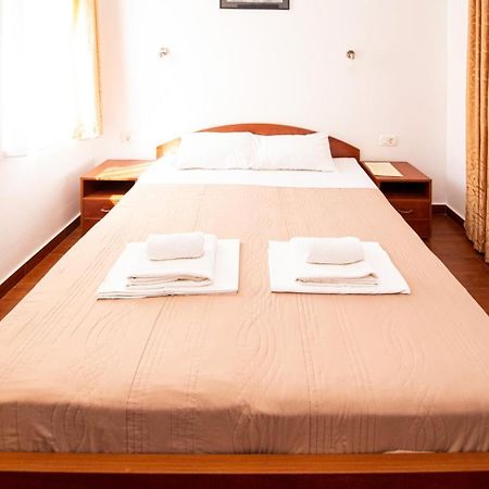 Ipera Apartment บุดวา ภายนอก รูปภาพ