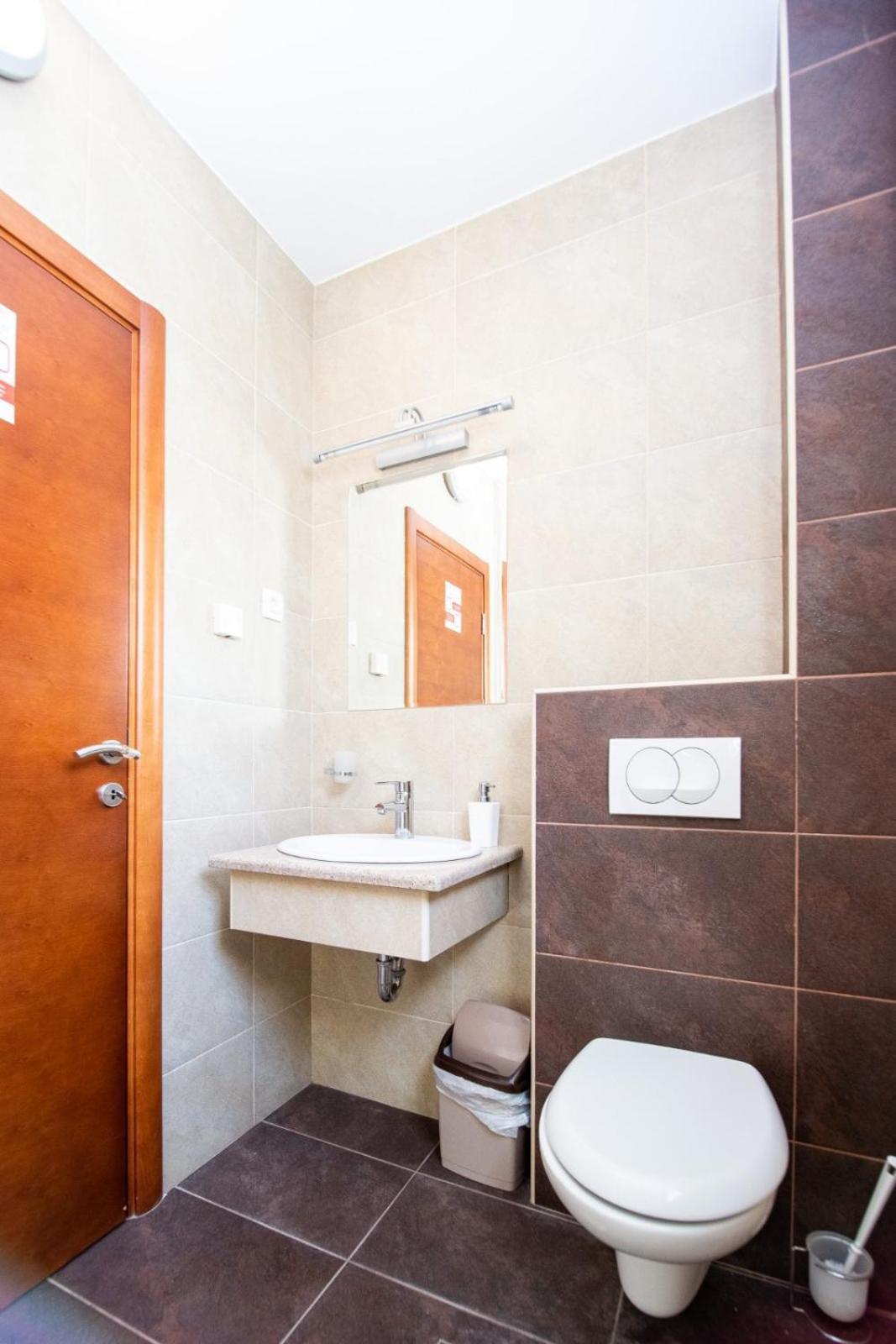 Ipera Apartment บุดวา ภายนอก รูปภาพ